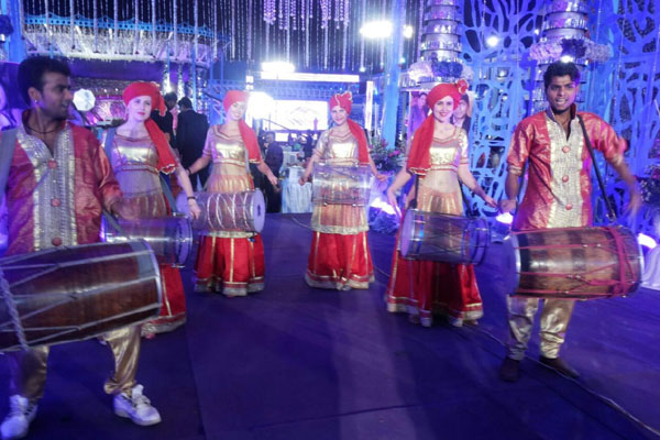 RUSSIAN-LED-DHOL